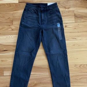Black Brand New AMERICAN EAGLE Jeans!